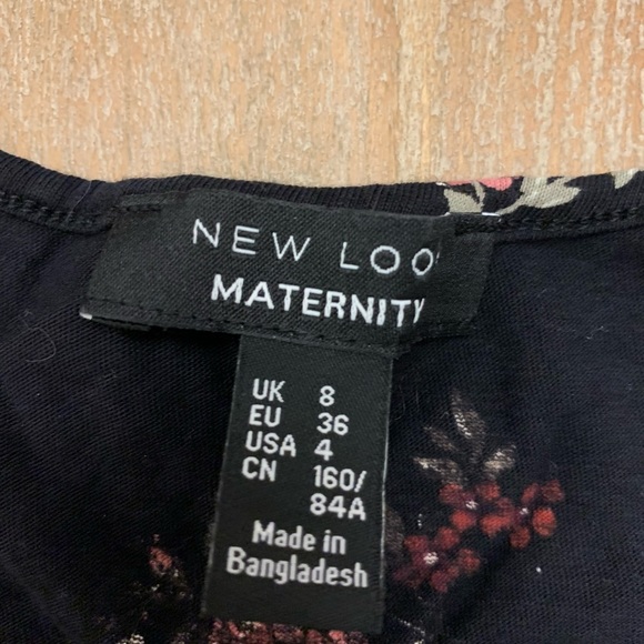 New Look Black Flowered Maternity T-shirt Small - Picture 2 of 2